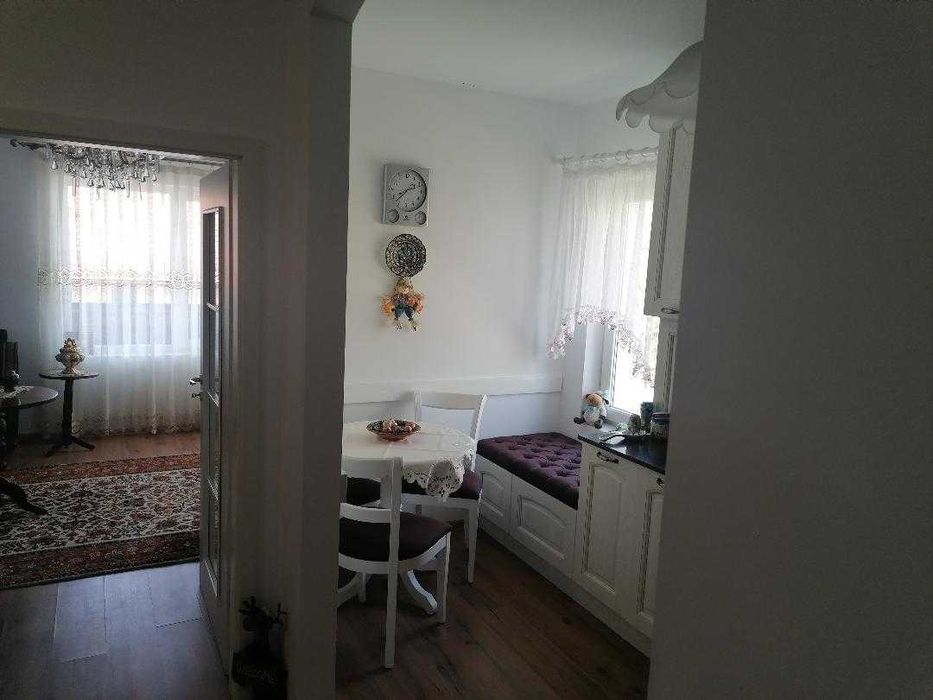 Vand apartament 3 camere separate, Str Mircea Eliade