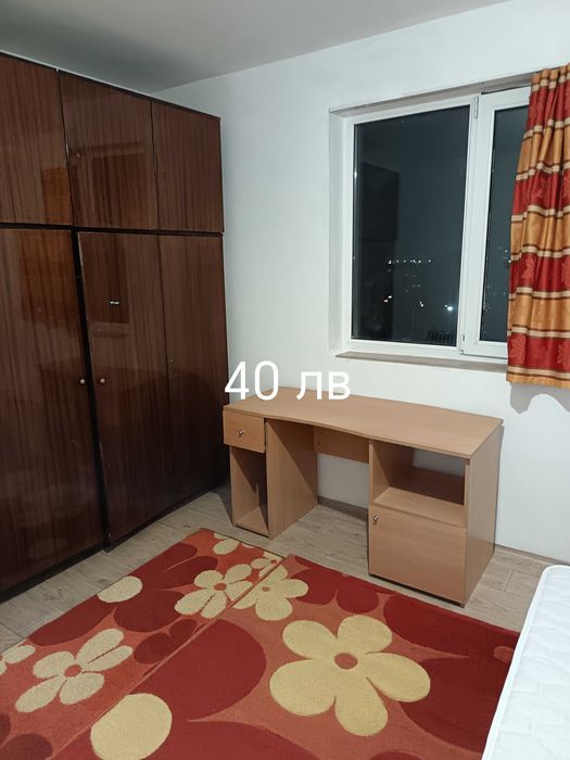 Стар гардероб от 90-те