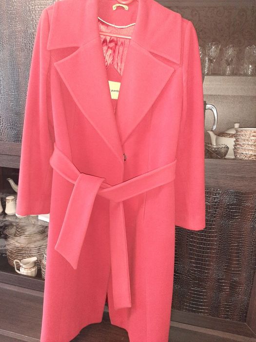 Продам женское пальто