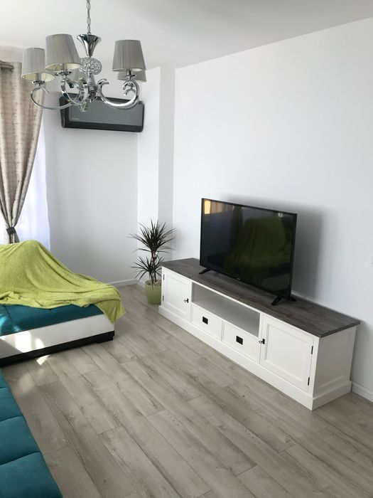 Persoana fizica - Inchiriez apartament 2 camere Ideal Residence (CUG)