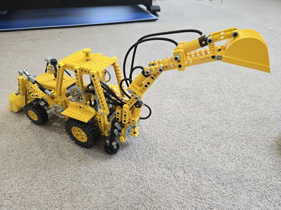 Vand Lego 8862 Technic din 1989  buldo-excavator