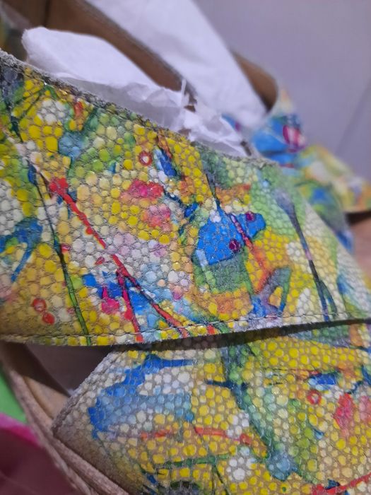 Босоножки кожаные