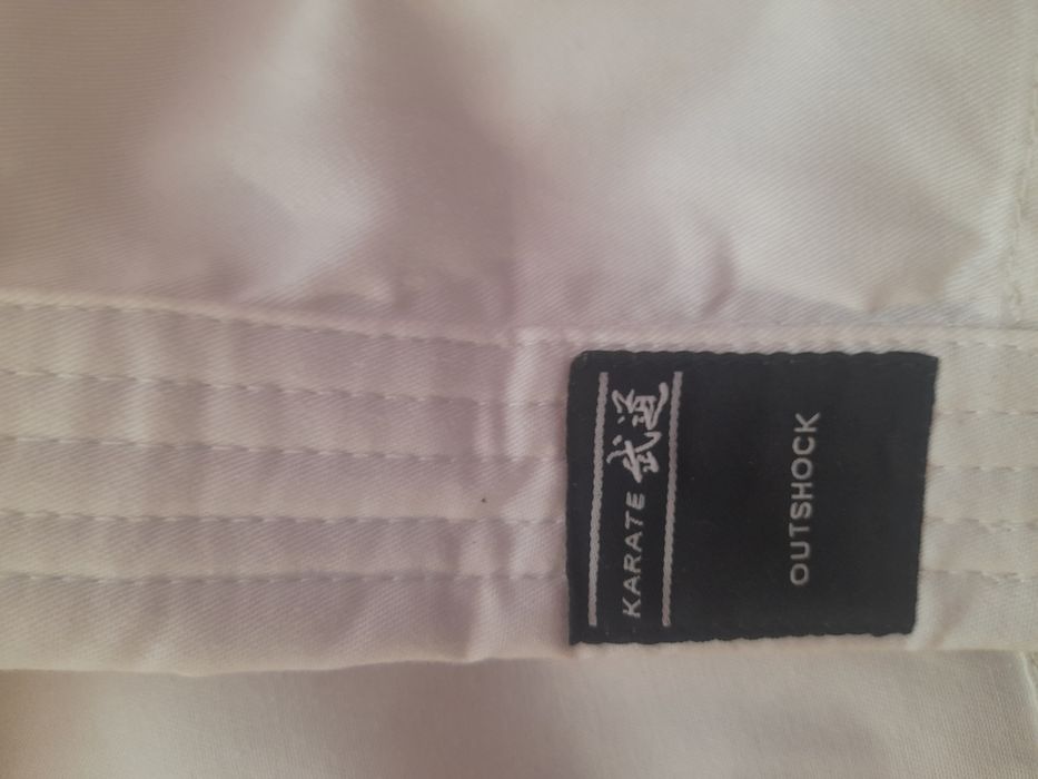 Costum și centura  karate  marimea 150