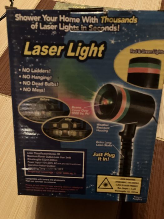 Proiector laser pentru exterior