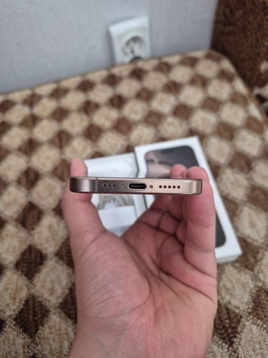 Продам/обмен iPhone 16 Pro 128gb desert titanium