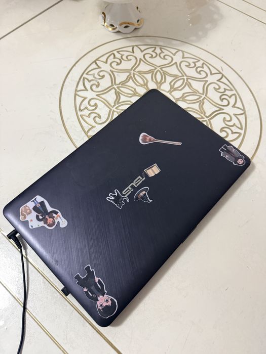 Ноутбук Asus VivoBook