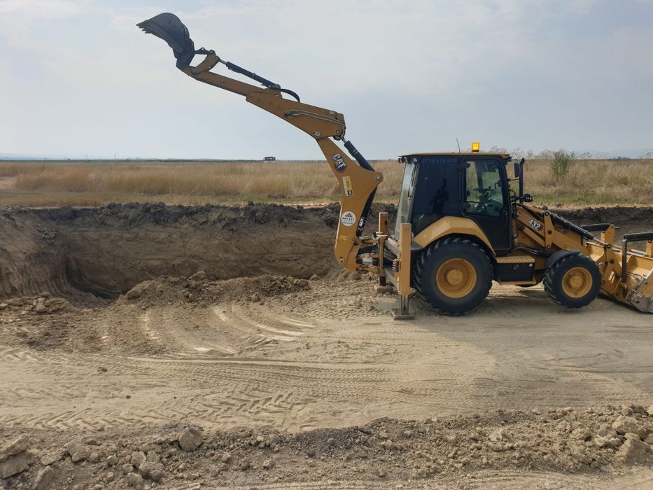 INCHIRIERE Buldoexcavator – 7 utilaje disponibile