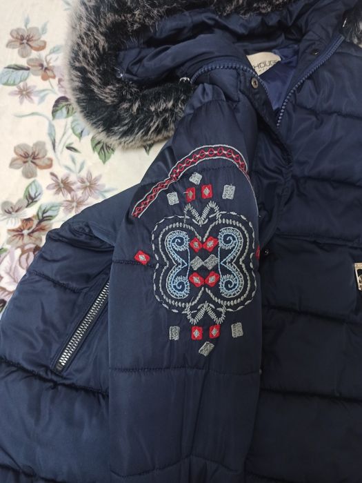 Женская куртка в хорошем состоянии