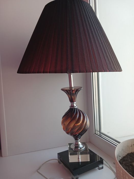 Светильники бордовый