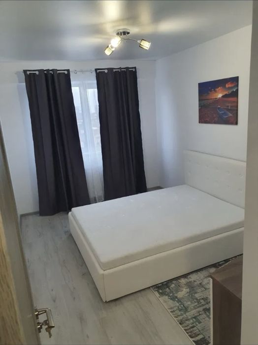 Inchiriez apartament 2 camere Pollux Residence