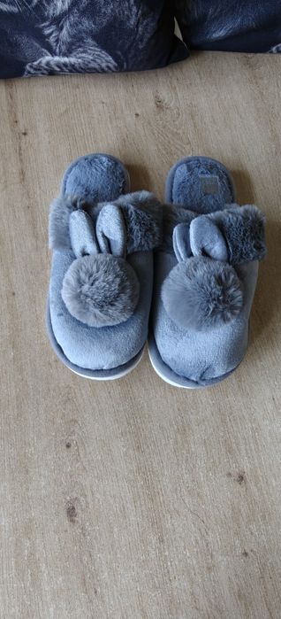 Домашни  дамски чехли