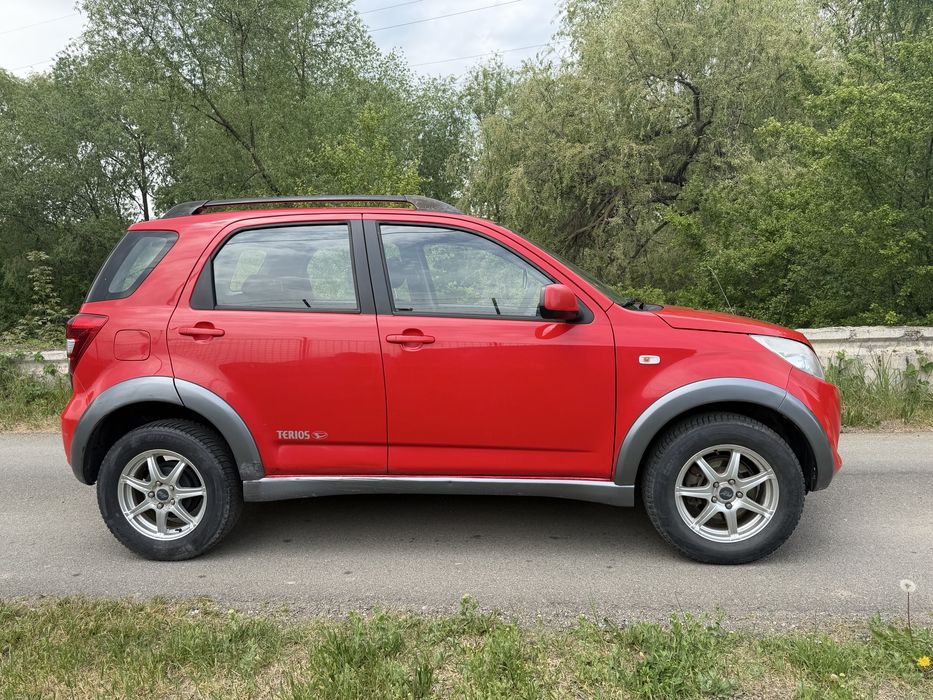 Vand Daihatsu Terios. 4X4. Benzina
