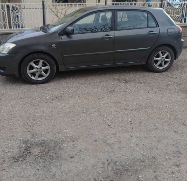 Toyota corolla, сив цвят