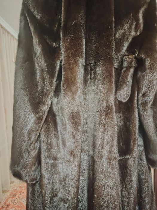 Продам Норковую Шубу (Канада)