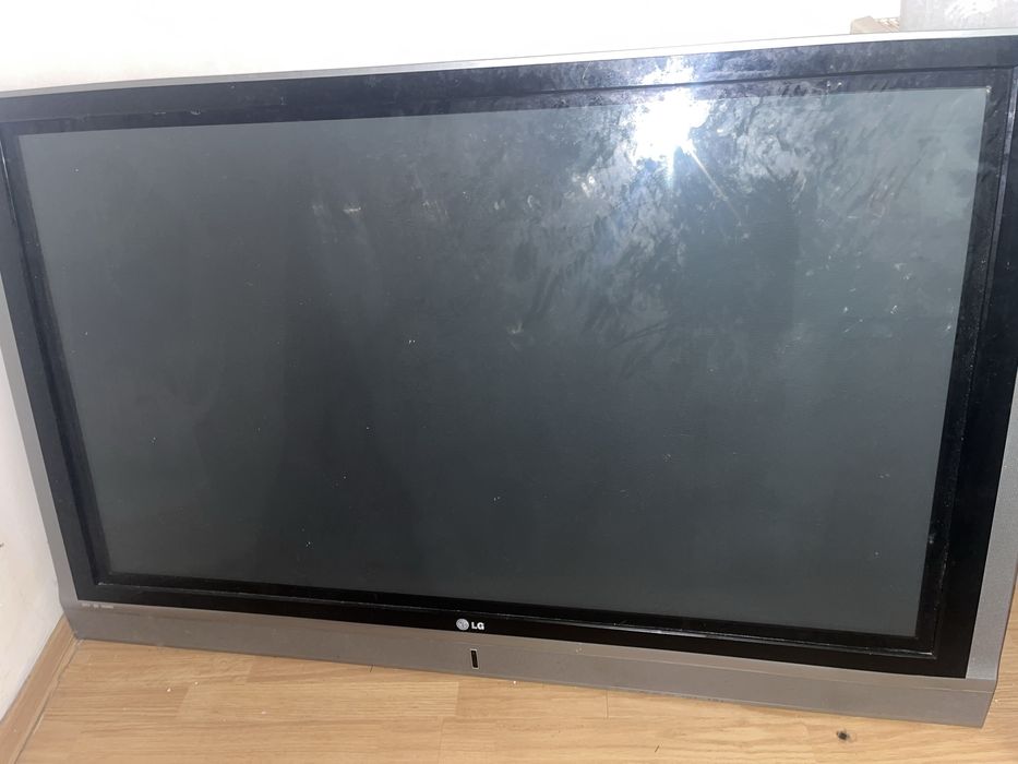 Vand tv led Lg 155cm diagonala