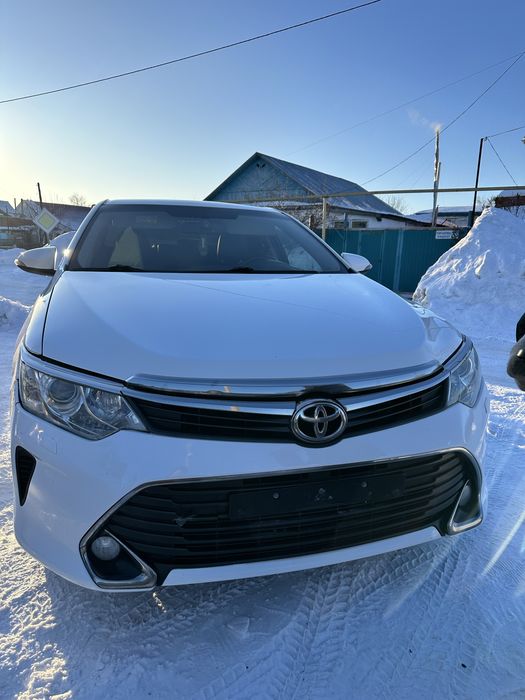 Бампер и решетки камри 55