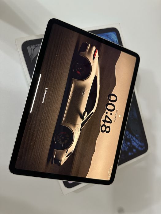 Продам ipad pro 11 2поколения