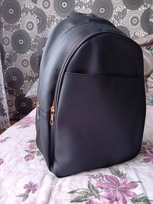 Женски чанти  на страхотни цени ! Раници ! 15 евро !