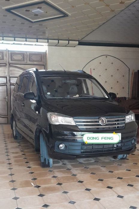 Dong Feng Glory 330 S