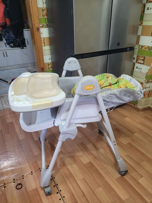 Стульчик для кормления