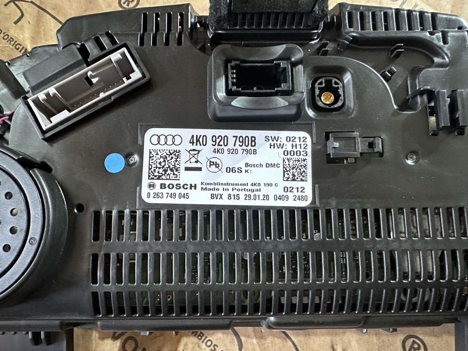 Audi A6/A7/Q7/Q8 Километражно Табло 4K0920790B