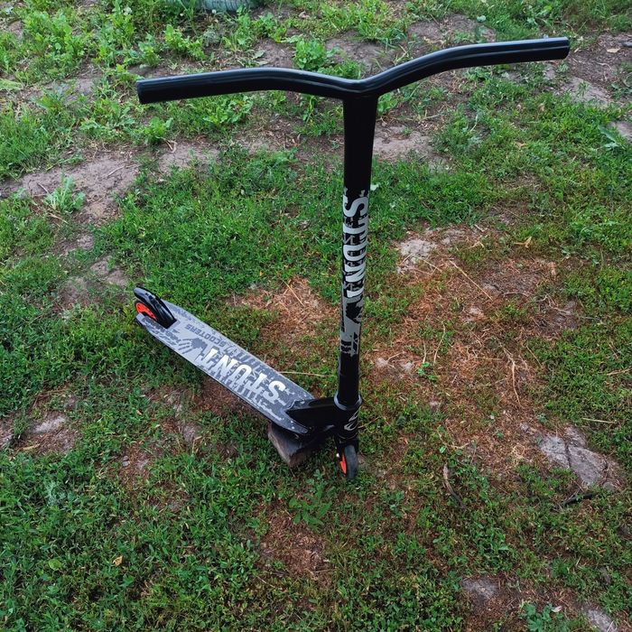 Трюковой самокат