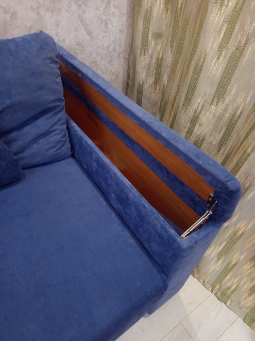 Продам диван раскладной с креслом