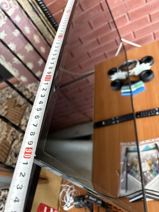 Продам телевизор tcl смарт, samsung (самсунг)