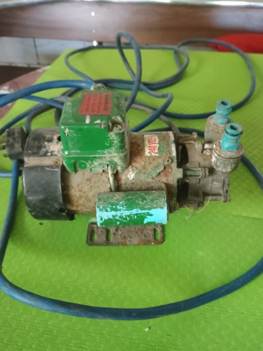 Pompa de apă  funcțională