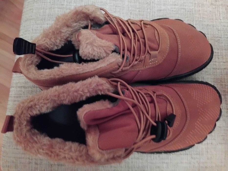 Есенни топли боти бежови. Дължина на стелката 24, 5 см