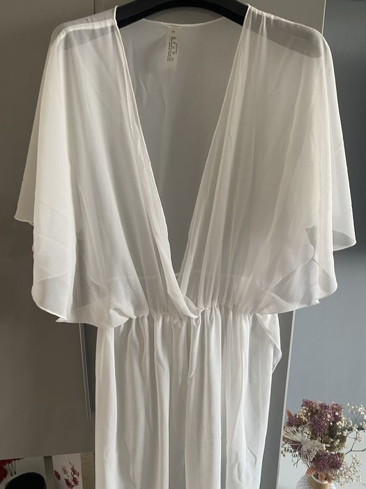 Vand rochie plaja cu crapatura M/L