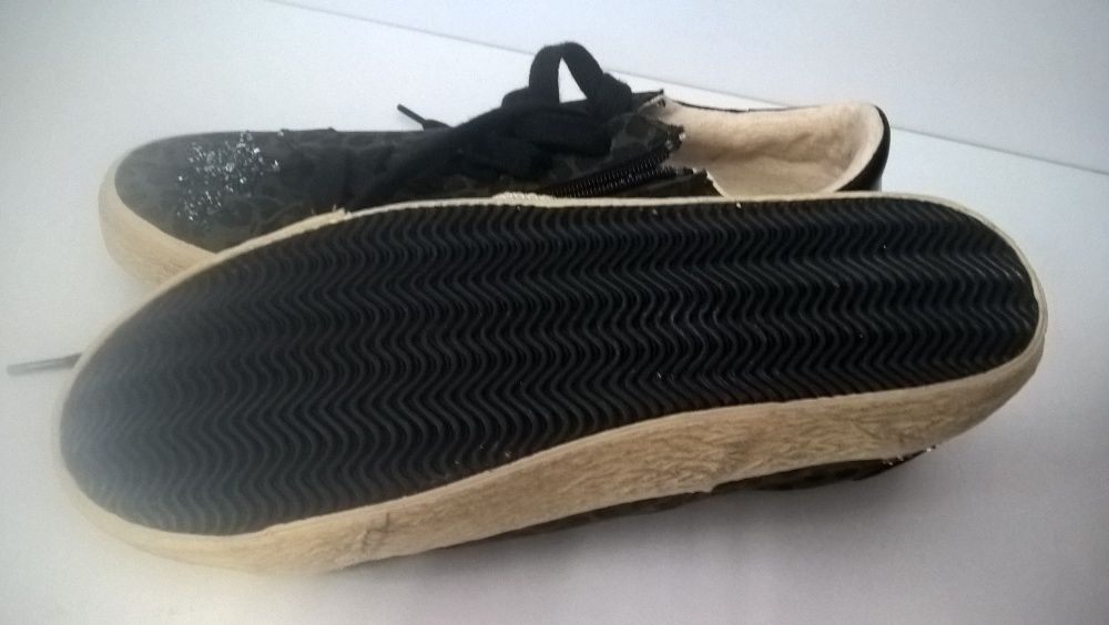 Нови Zara високи кецове 38 номер леопардов принт и декорация