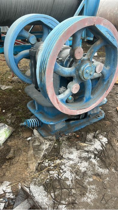 Щековая дробилка смд116