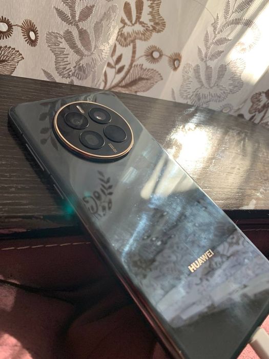 Продам Хуавей mate 50