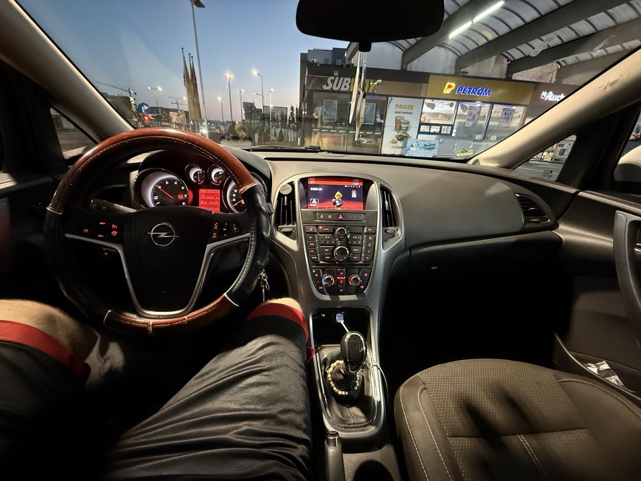 OPEL Astra 2014 — imagine 5
