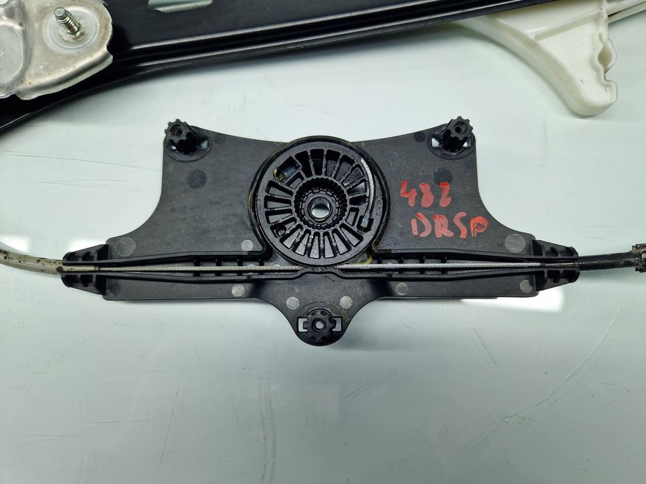 Macara electrica geam dreapta spate Volkswagen Passat B8 Variant (3G5)