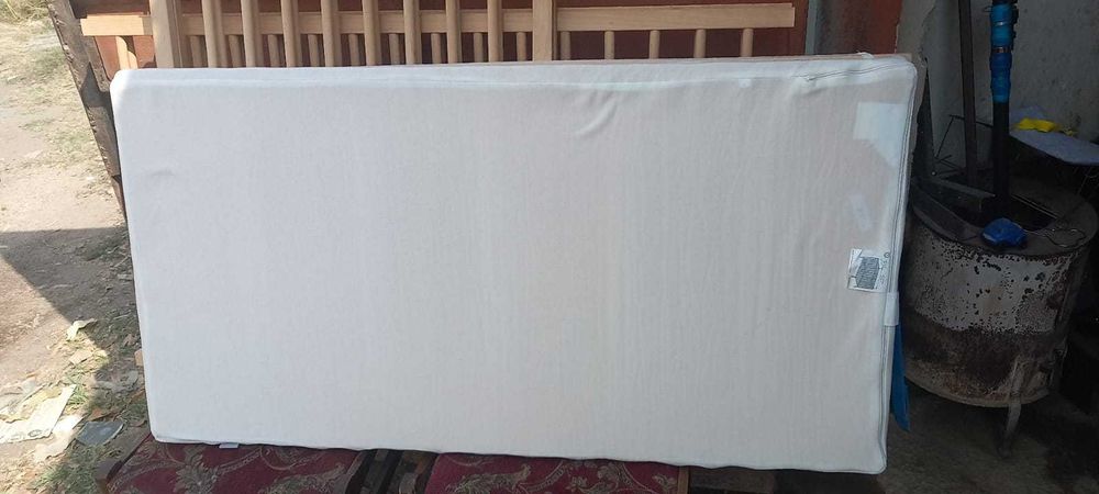 Кроватка   производство Дубай чистое дерево