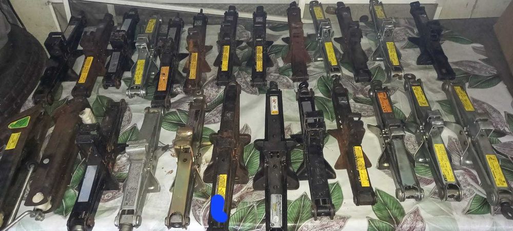 Домкрат Mercedes-Benz S-Class S320