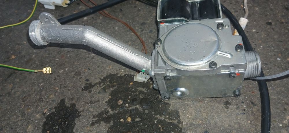 Ariston centrală termică placă si alte piese