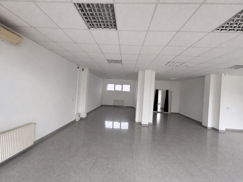 Spatiu comercial 120 mp