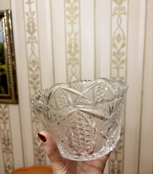 Продам вазы,салатники хрусталь