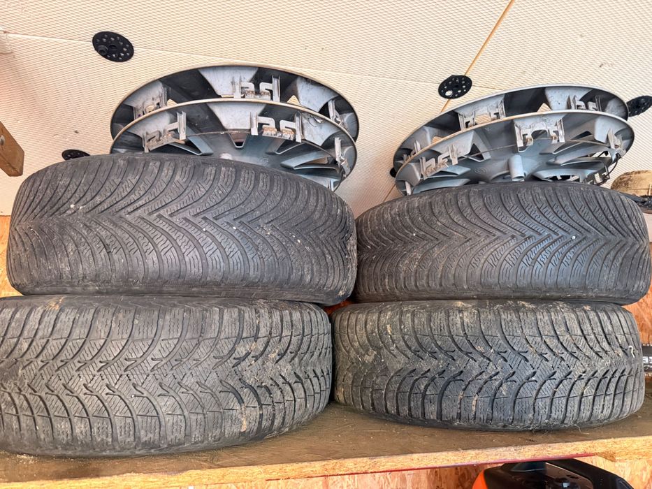 Roți iarnă 205/60/16