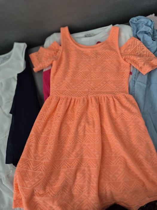 Много дрешки/рокли ръст 152см.