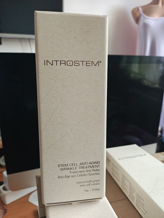 Seringă de lifting  Introstem cu celule stem