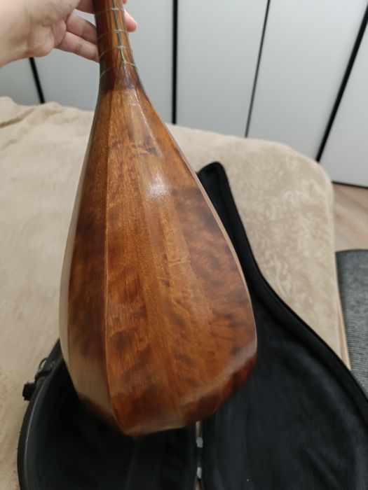 Домбыра размер 48 профессиональная