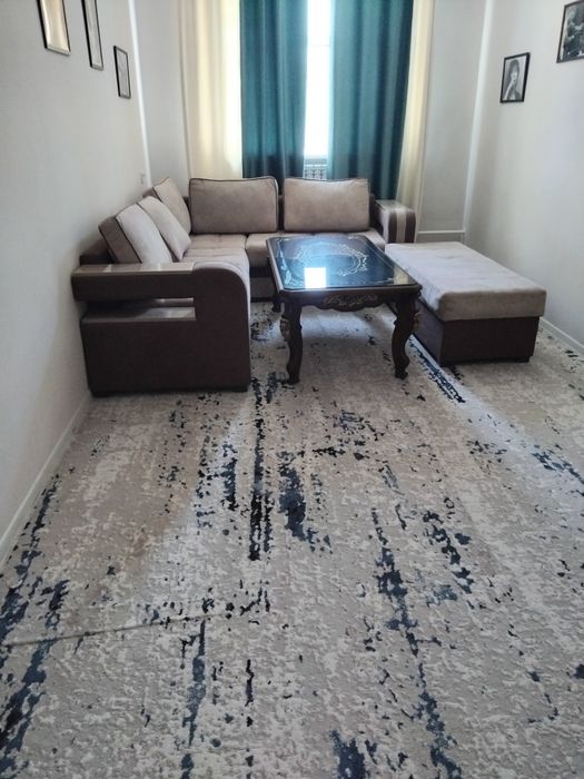 Срочно уголок +диван +столы менен сатылады