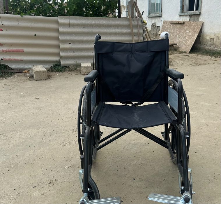 Продам инвалидную каляску