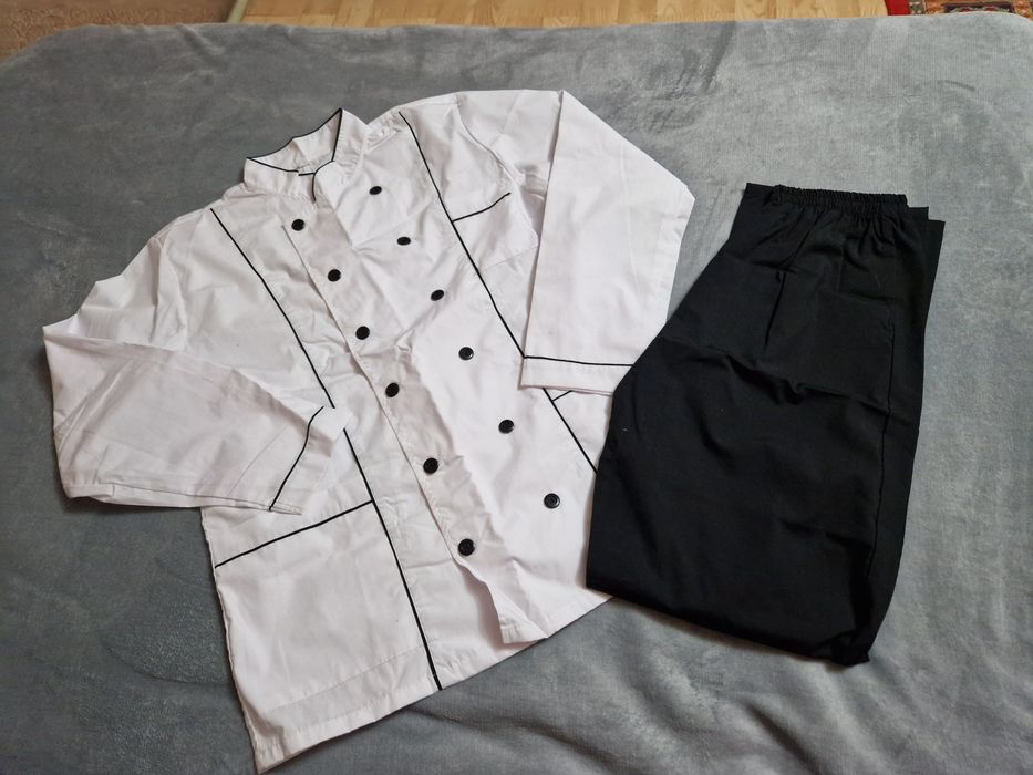 Продам новый костюм повара