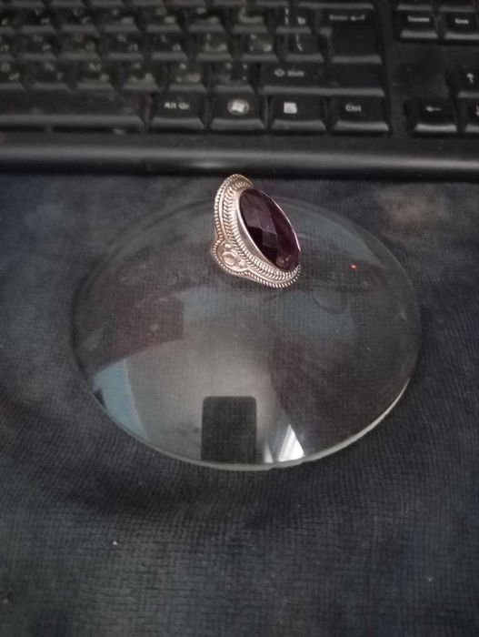 Кольцо серебро 925 пробы с камнем Аметист