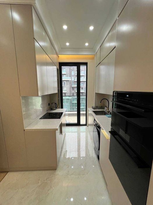 Сдаю  по скидке шикарную кв-ру 3-ком 9/10 ЖК Парквуд ул.Нукуская Р1